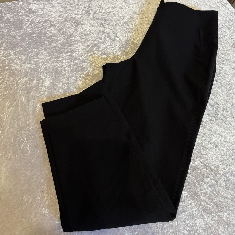 🖤 CAbi Black Tailored Pants – Clean Straight Leg (Size 6)